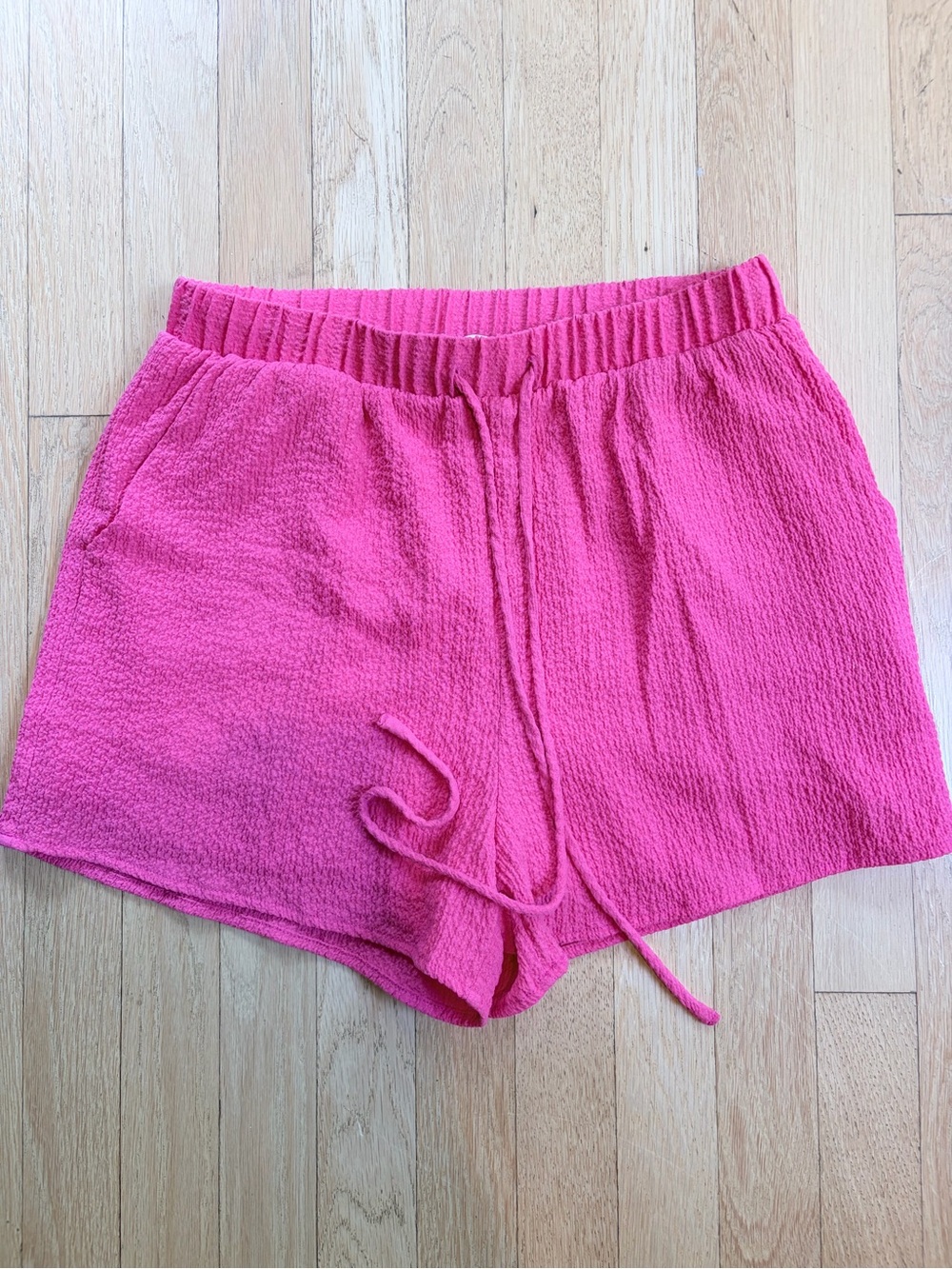 Gilli Hot Pink Textured Drawstring Athletic Shorts